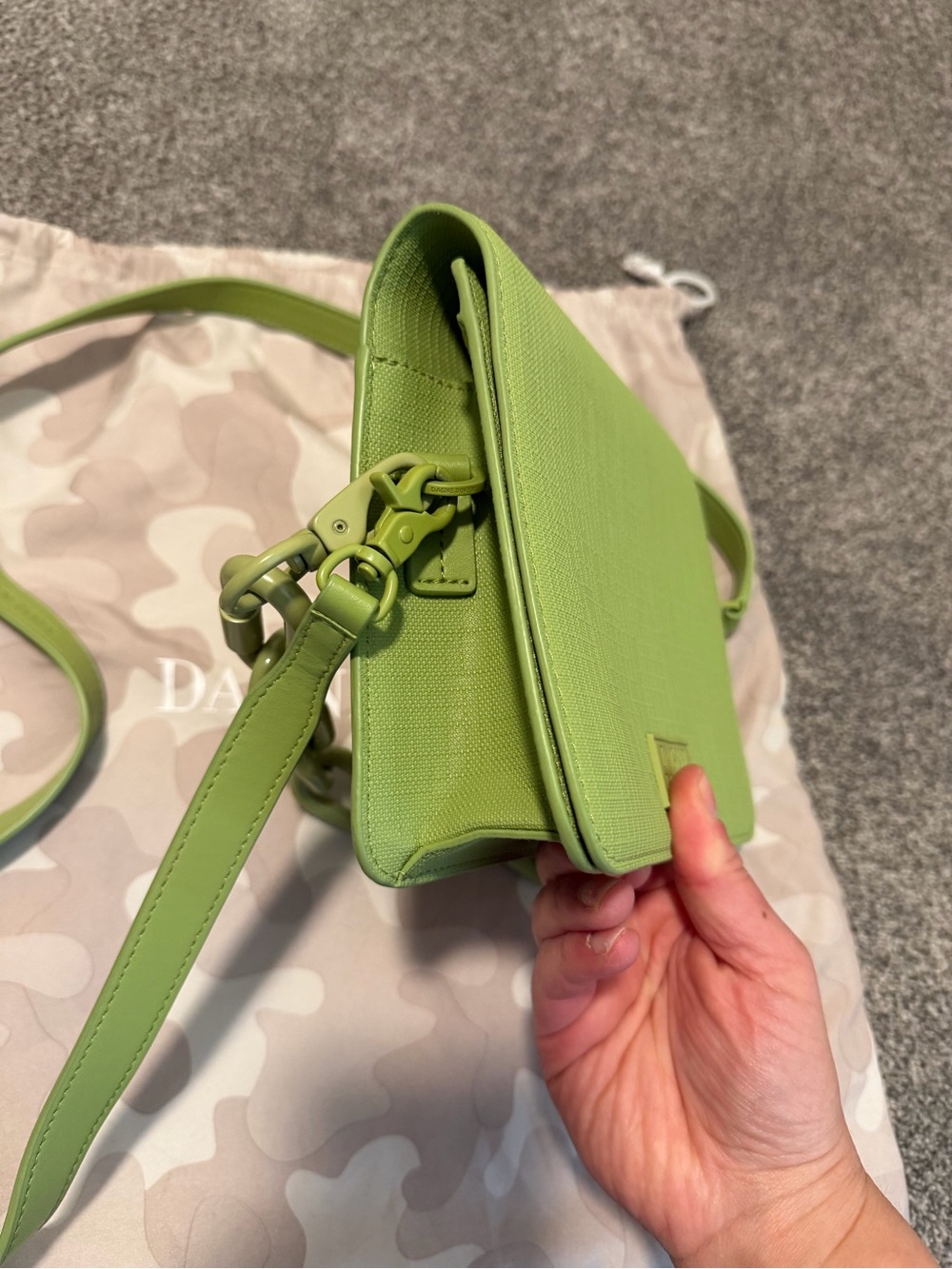 Dagne Dover Lime Green Crossbody Bag - Picture 4 of 8